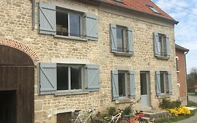 Roue D'Escampette Gite D'Etape Et De Sejour